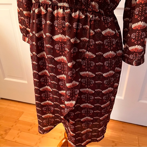 Long sleeve patterned fall faux wrap dress - Picture 5 of 5